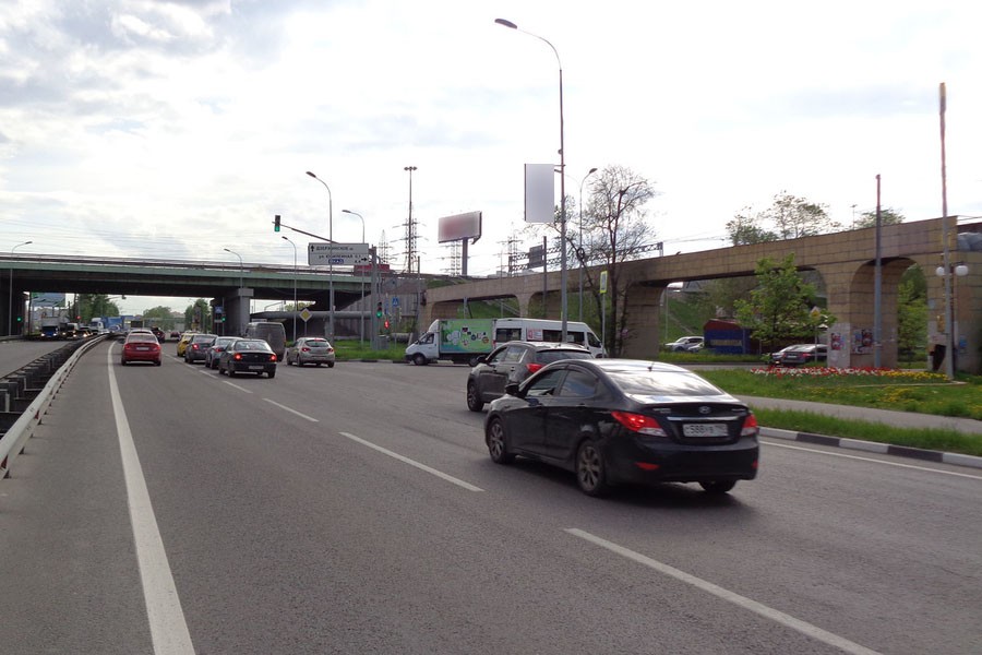 Фотография рекламного носителя, тип: Панель-кронштейн, адрес: Смирновская ул. Х Юбилейная ул., Люберцы, Московская область, Россия. Сторона А №635113