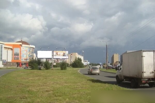 Фотография рекламного носителя, тип: Билборд 3x6, адрес: Московский пр-т., на разделительной полосе из центра, Архангельск, Архангельская область, Россия. Сторона А1 №765854