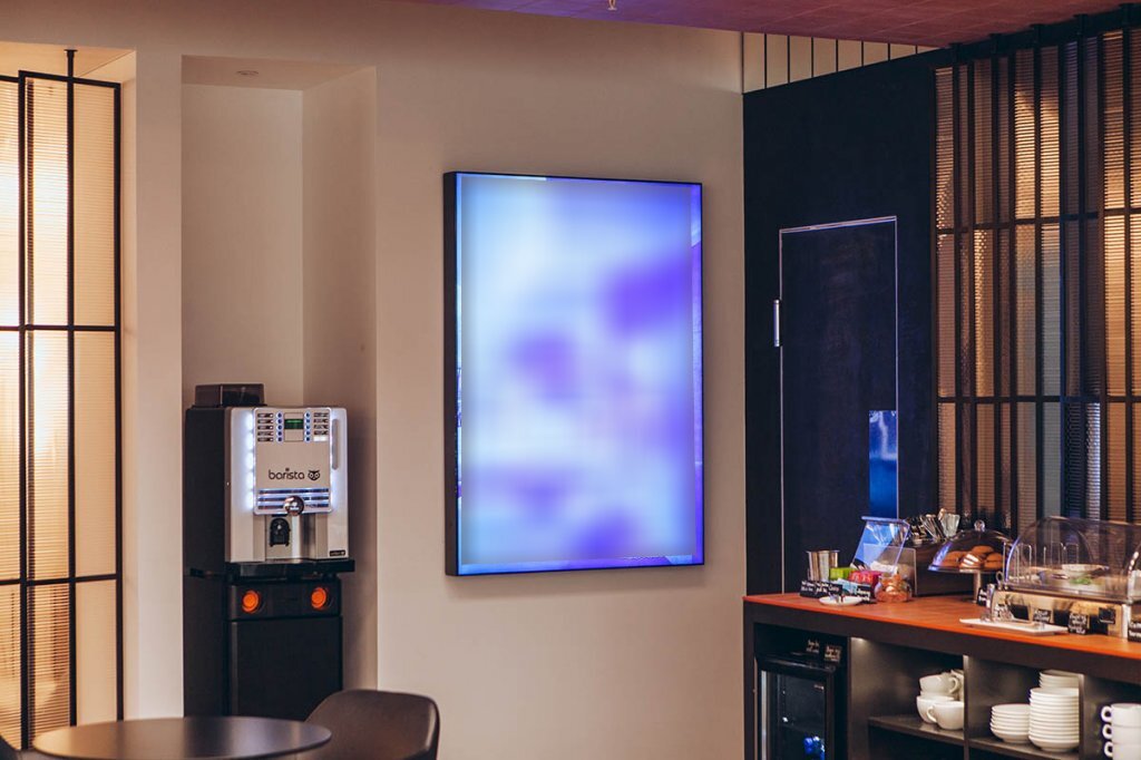 Фотография рекламного носителя, тип: Лайтбокс, адрес: Аэропорт «Стригино», Международный аэропорт, Нижний Новгород, Нижегородская область, Россия. Сторона/вариант №1017528