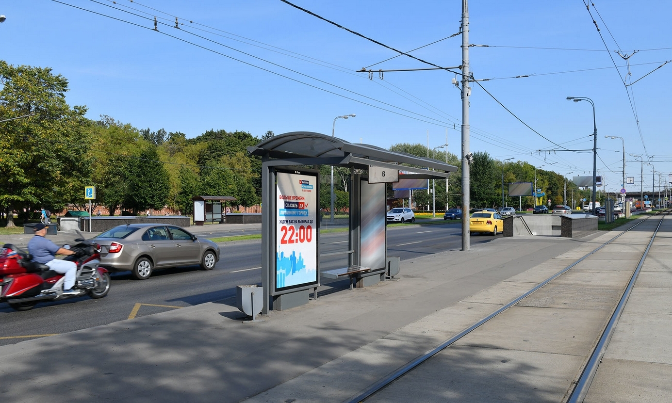 Фотография рекламного носителя, тип: Остановка 1.8x1.2, адрес: Волоколамское ш., д.45, поз.2, Москва, Россия. Сторона А1 №334604