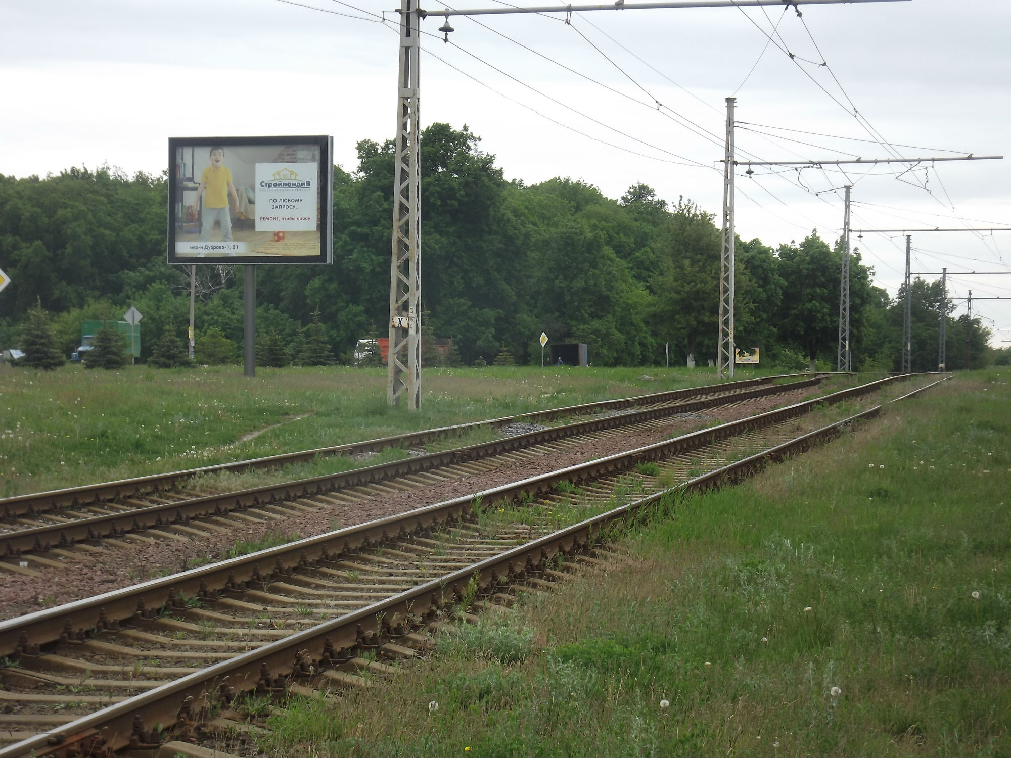 Фотография рекламного носителя, тип: Ситиборд 2.7x3.7, адрес: Металлургов пр-т., ТЦ Карусель, Старый Оскол, Белгородская область, Россия. Сторона B №567111