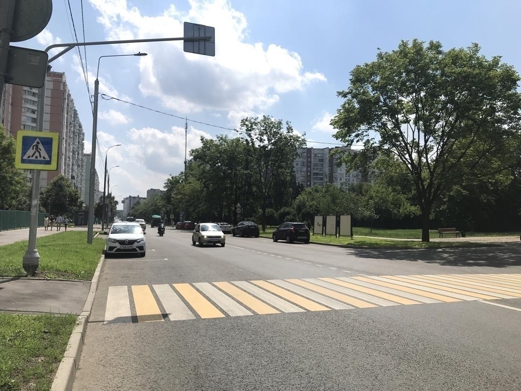 Фотография рекламного носителя, тип: Афиша 1.75x1.8, адрес: Академика Анохина ул., д.13, стенд 3, Москва, Россия. Сторона А1 №886454