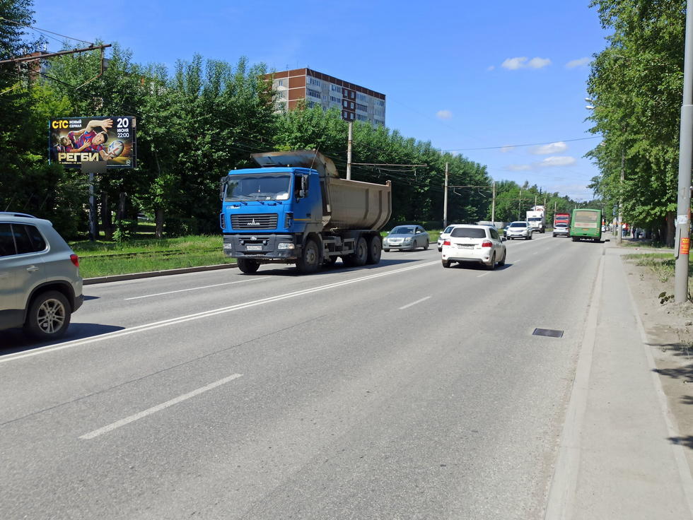 Фотография рекламного носителя, тип: Билборд 3x6, адрес: Титова ул., д.12 X Военная ул., Екатеринбург, Свердловская область, Россия. Сторона Б №947001