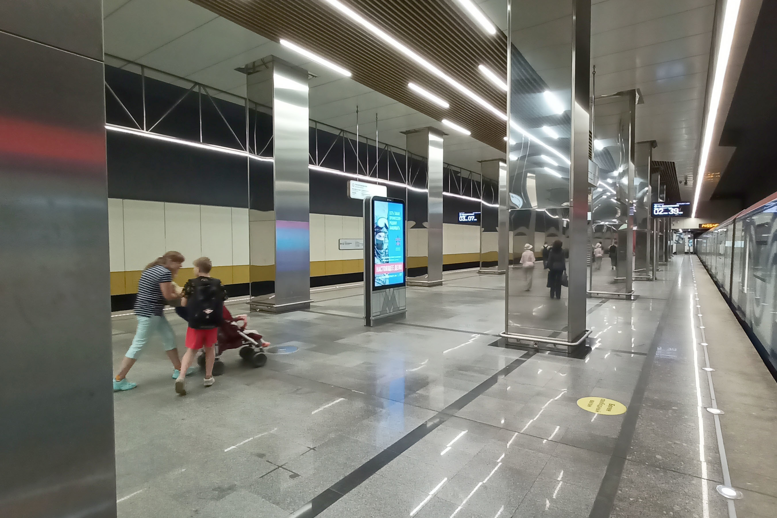 Фотография рекламного носителя, тип: Видеоэкран, адрес: Станция метро «Косино», линия Некрасовская, Москва, Россия. Сторона/вариант A1 №1055525