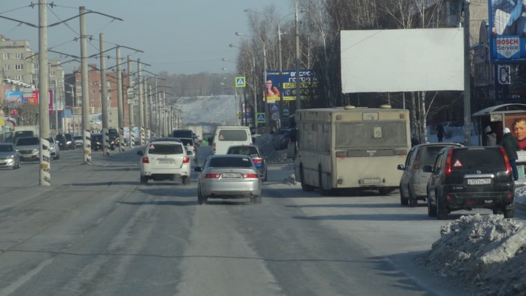Фотография рекламного носителя, тип: Билборд 3x6, адрес: Ачинск г., Кравченко ул., магазин Алмаз, Красноярск, Красноярский край, Россия. Сторона А №745177