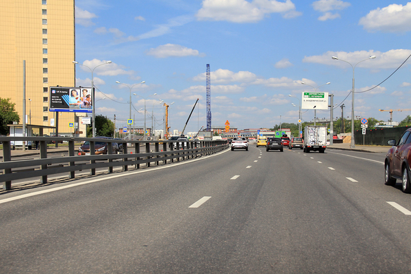 Фотография рекламного носителя, тип: Билборд 3x6, адрес: Дмитровское ш., д.43, корп.1, Москва, Россия. Сторона Б1 №324192