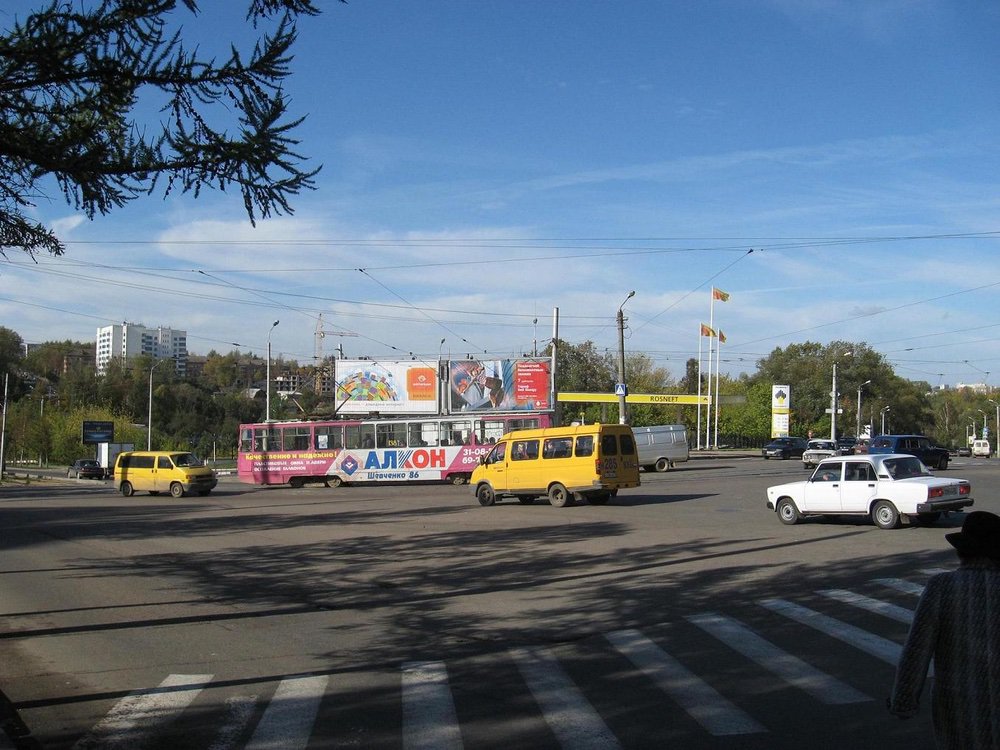 Фотография рекламного носителя, тип: Билборд 3x6, адрес: Дзержинского ул. Х Нахимова ул., поз.1, Смоленск, Смоленская область, Россия. Сторона A1-A3 №749197