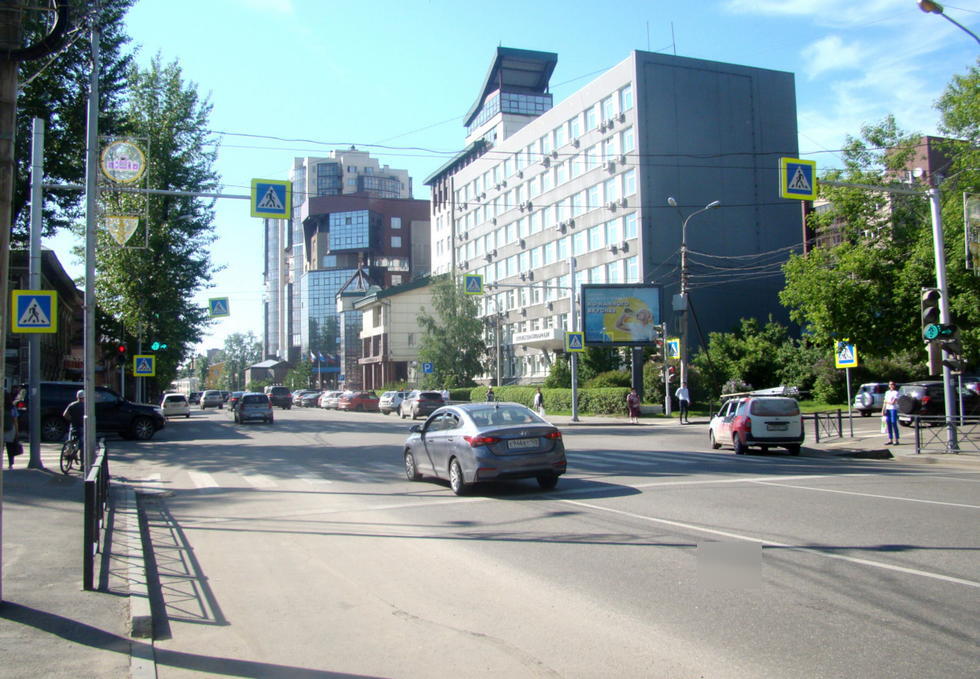 Фотография рекламного носителя, тип: Ситиборд 2.7x3.7, адрес: Декабрьских событий ул. Х Дзержинского ул., Иркутск, Иркутская область, Россия. Сторона A1-A4 №330451