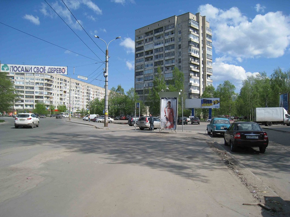 Фотография рекламного носителя, тип: Пиллар 3x1.4, адрес: Дружбы народов пл., Архангельск, Архангельская область, Россия. Сторона А №615904