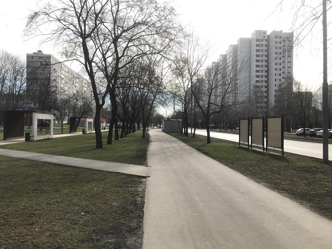 Фотография рекламного носителя, тип: Афиша 1.75x1.8, адрес: Декабристов ул., д.29, стенд 1, Москва, Россия. Сторона А2 №865132