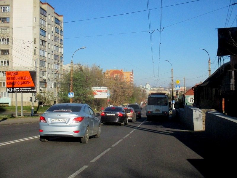 Фотография рекламного носителя, тип: Ситиборд 2.7x3.7, адрес: Красной Армии ул. Х Бочарова ул., Курск, Курская область, Россия. Сторона B1-В3 №707959