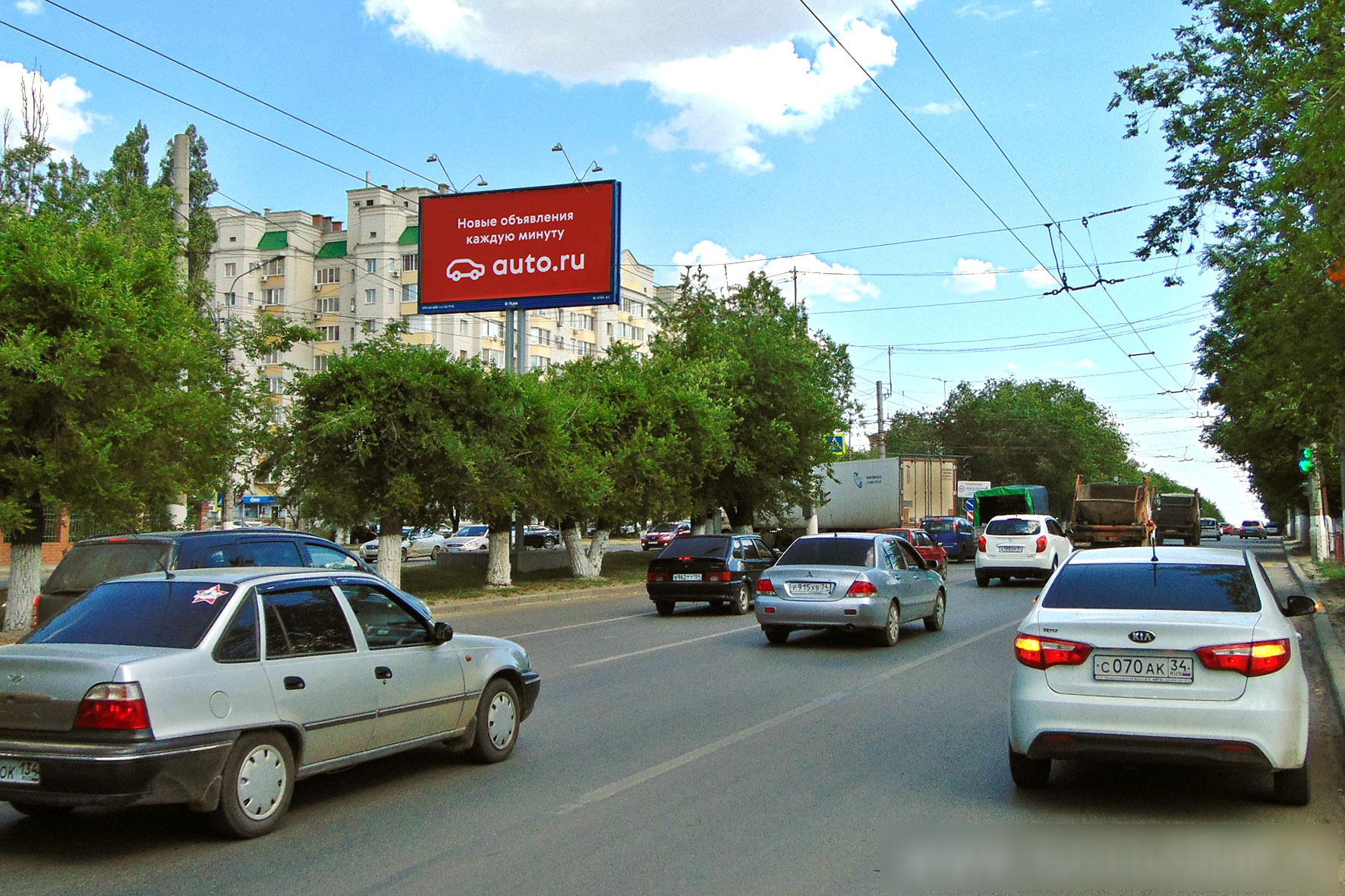 Фотография рекламного носителя, тип: Билборд 3x6, адрес: Маршала Жукова ул., д.90 Х Качинцев ул., Волгоград, Волгоградская область, Россия. Сторона А1 №337571