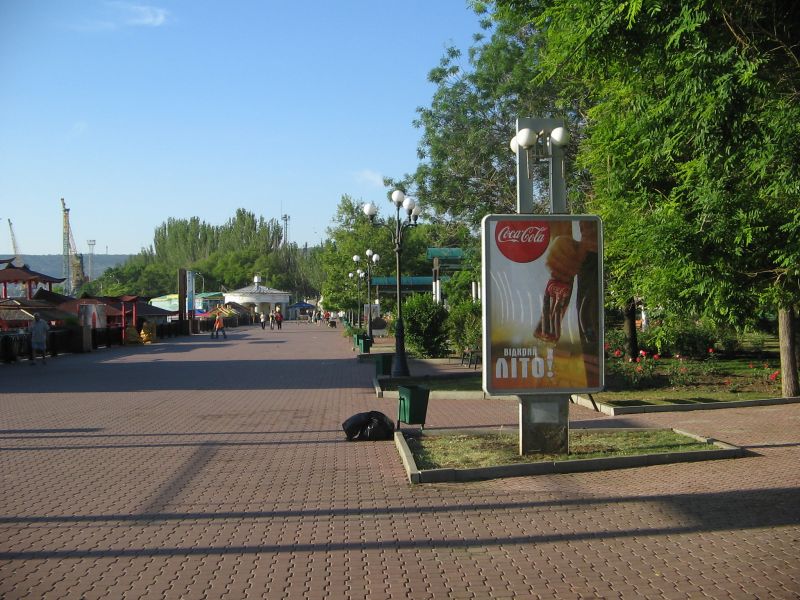 Фотография рекламного носителя, тип: Ситиформат 1.8x1.2, адрес: Набережная Десантников ул., водные горки, Феодосия, Республика Крым, Россия. Сторона A №413291