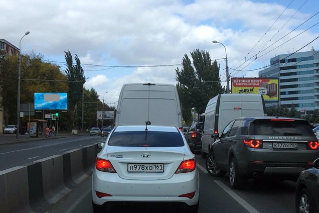 Фотография рекламного носителя, тип: Билборд 3x6, адрес: Нагибина пр-т., д.31В, Ростов-на-Дону, Ростовская область, Россия. Сторона Б1-Б3 №745884