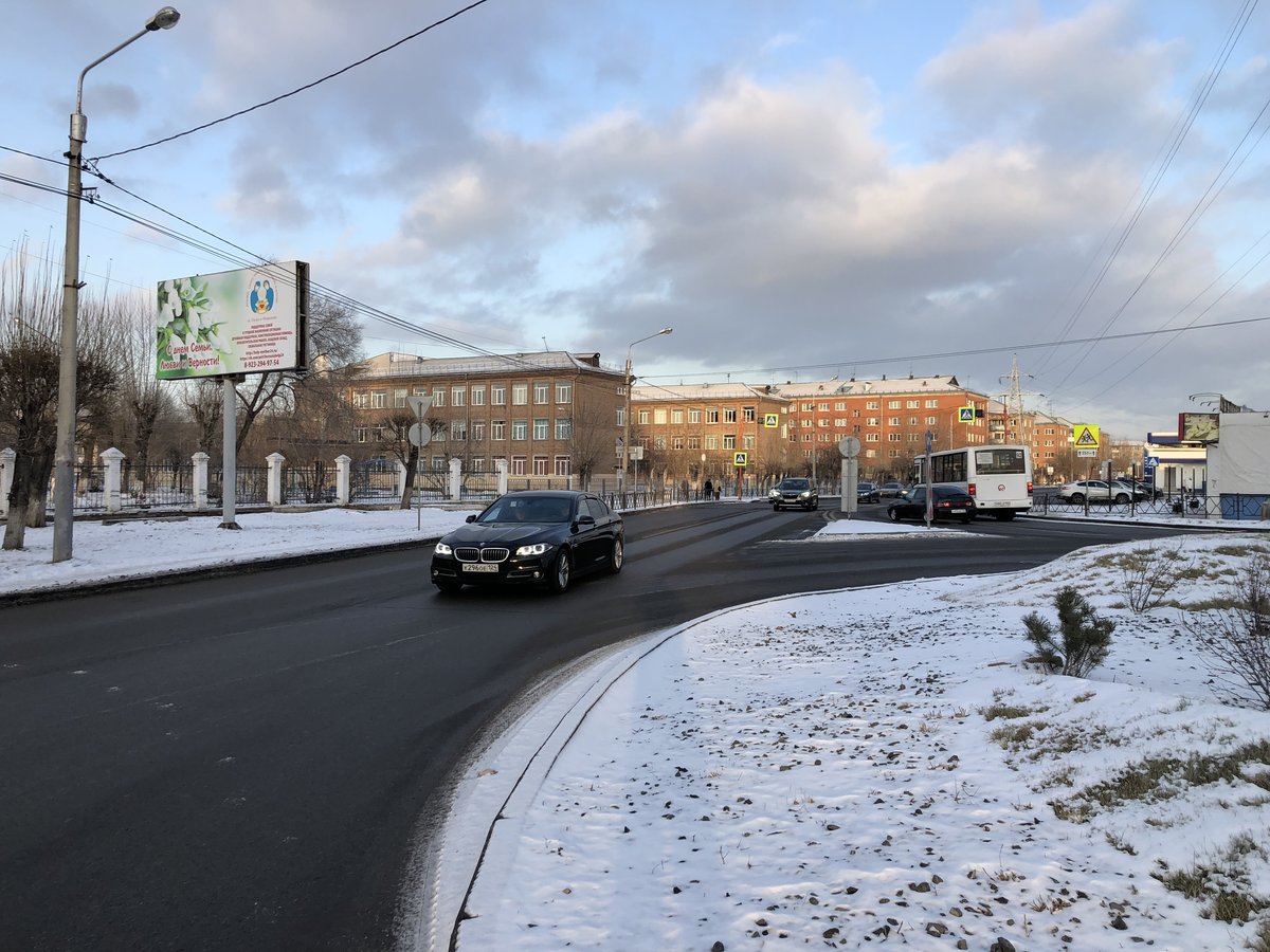Фотография рекламного носителя, тип: Билборд 3x6, адрес: Вавилова ул., д.90, Красноярск, Красноярский край, Россия. Сторона Б №848208