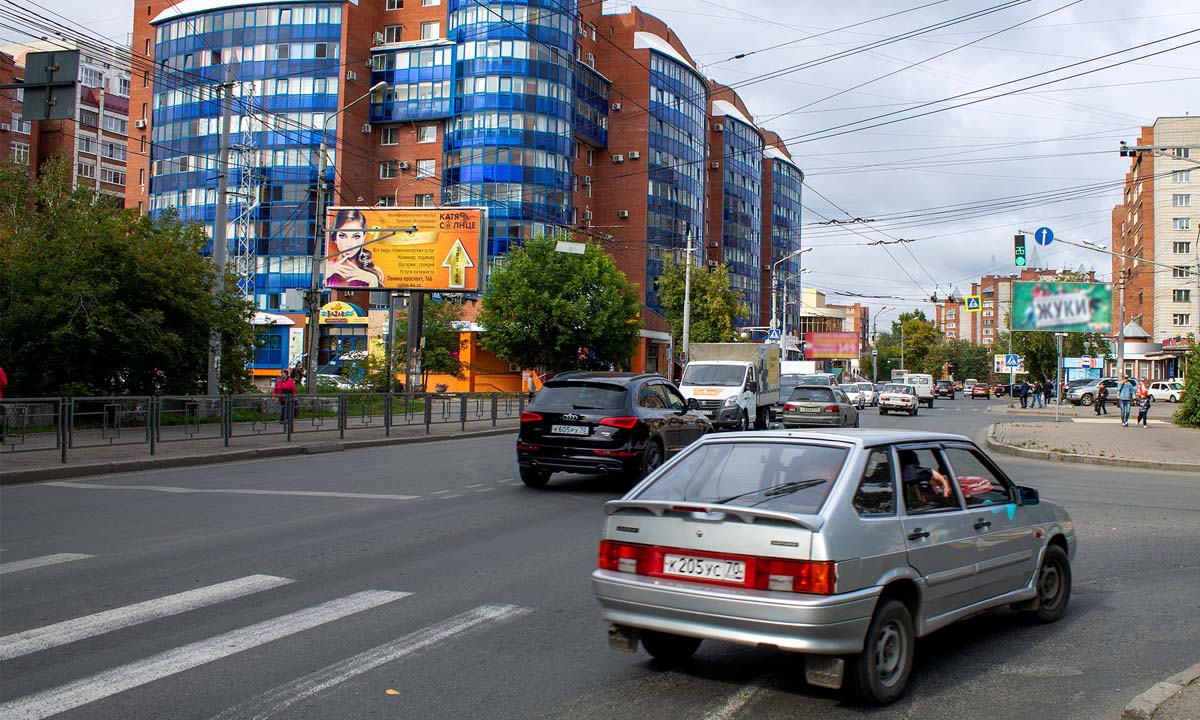 Фотография рекламного носителя, тип: Билборд 3x6, адрес: Ленина пр-т. Х Дербышевский пер., Томск, Томская область, Россия. Сторона B №839487