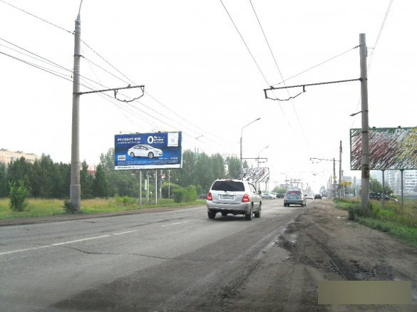 Фотография рекламного носителя, тип: Билборд 3x6, адрес: Архитекторов б-р. Х Комарова пр-т., Омск, Омская область, Россия. Сторона Б №419408