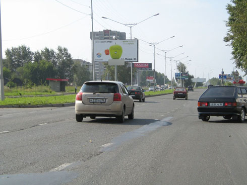 Фотография рекламного носителя, тип: Билборд 3x6, адрес: Черноисточинское ш. Х Пришвина ул., Нижний Тагил, Свердловская область, Россия. Сторона A1 №483711