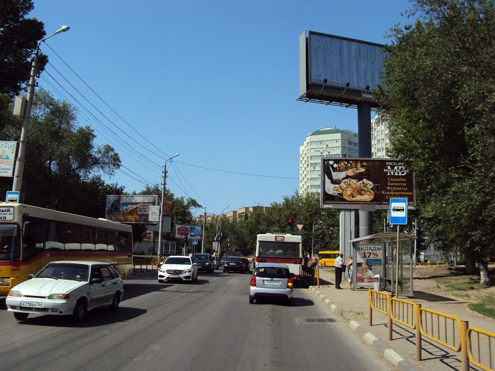 Фотография рекламного носителя, тип: Билборд 3x6, адрес: 50 лет Октября пр-т. Х Тракторная ул., Саратов, Саратовская область, Россия. Сторона А №717647