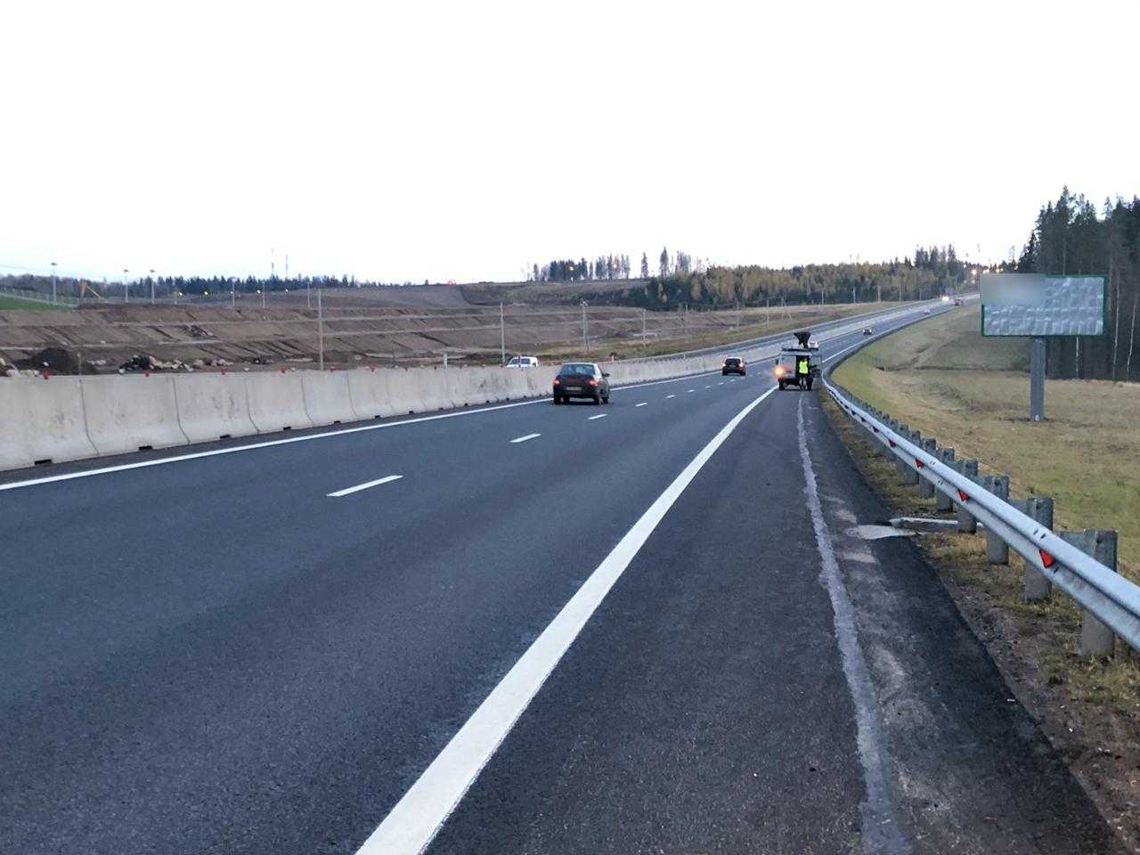 Фотография рекламного носителя, тип: Билборд 3x6, адрес: Новоприозерское ш., 51 495м, Ленинградская область, Россия. Сторона А №792196