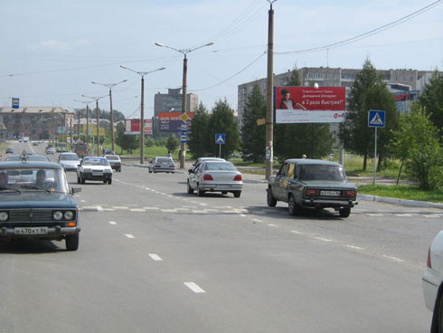 Фотография рекламного носителя, тип: Билборд 3x6, адрес: Ленинградский пр-т., д.24 Х Окунева ул., д.40, Нижний Тагил, Свердловская область, Россия. Сторона A №484453