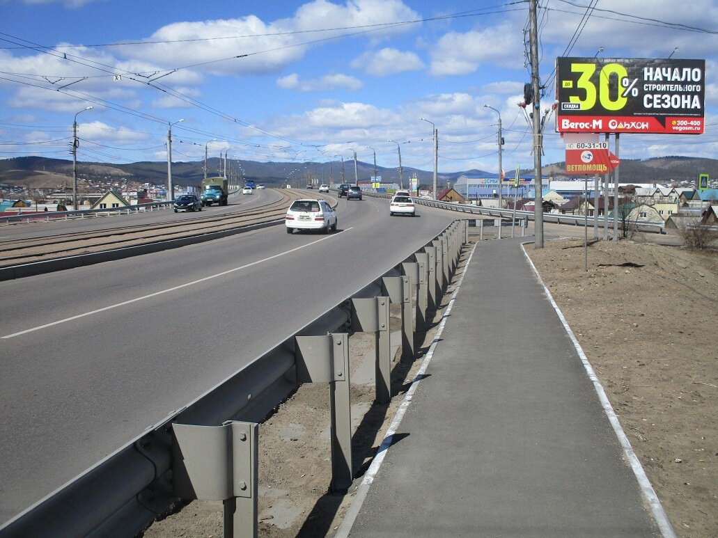 Фотография рекламного носителя, тип: Билборд 3x6, адрес: Автомобилистов пр-т., Улан-Удэ, Республика Бурятия, Россия. Сторона А №697230