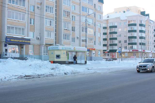 Фотография рекламного носителя, тип: Остановка 1.8x1.2, адрес: Чичерина, ост., «Северозападная», Тамбов, Тамбовская область, Россия. Сторона Б №550614