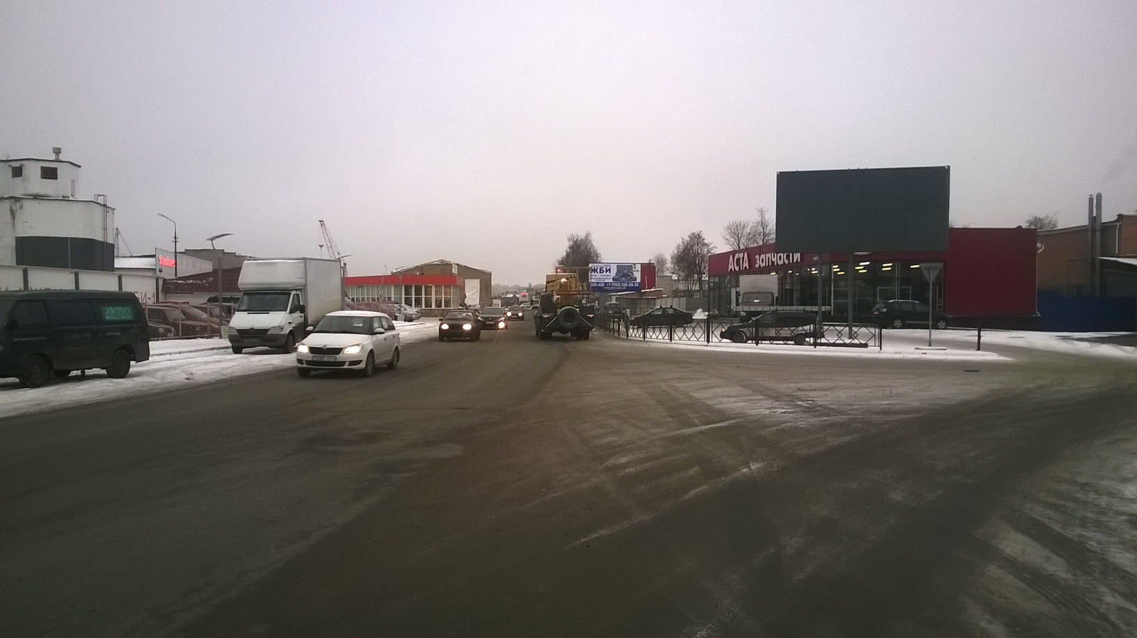 Фотография рекламного носителя, тип: Билборд 3x6, адрес: Алмазная ул., д.5, Псков, Псковская область, Россия. Сторона А №798328