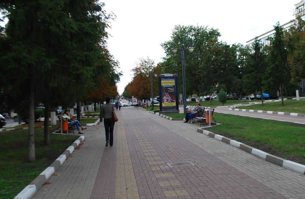 Фотография рекламного носителя, тип: Пиллар 3x1.4, адрес: Народный б-р., д.62, Белгород, Белгородская область, Россия. Сторона С №699487