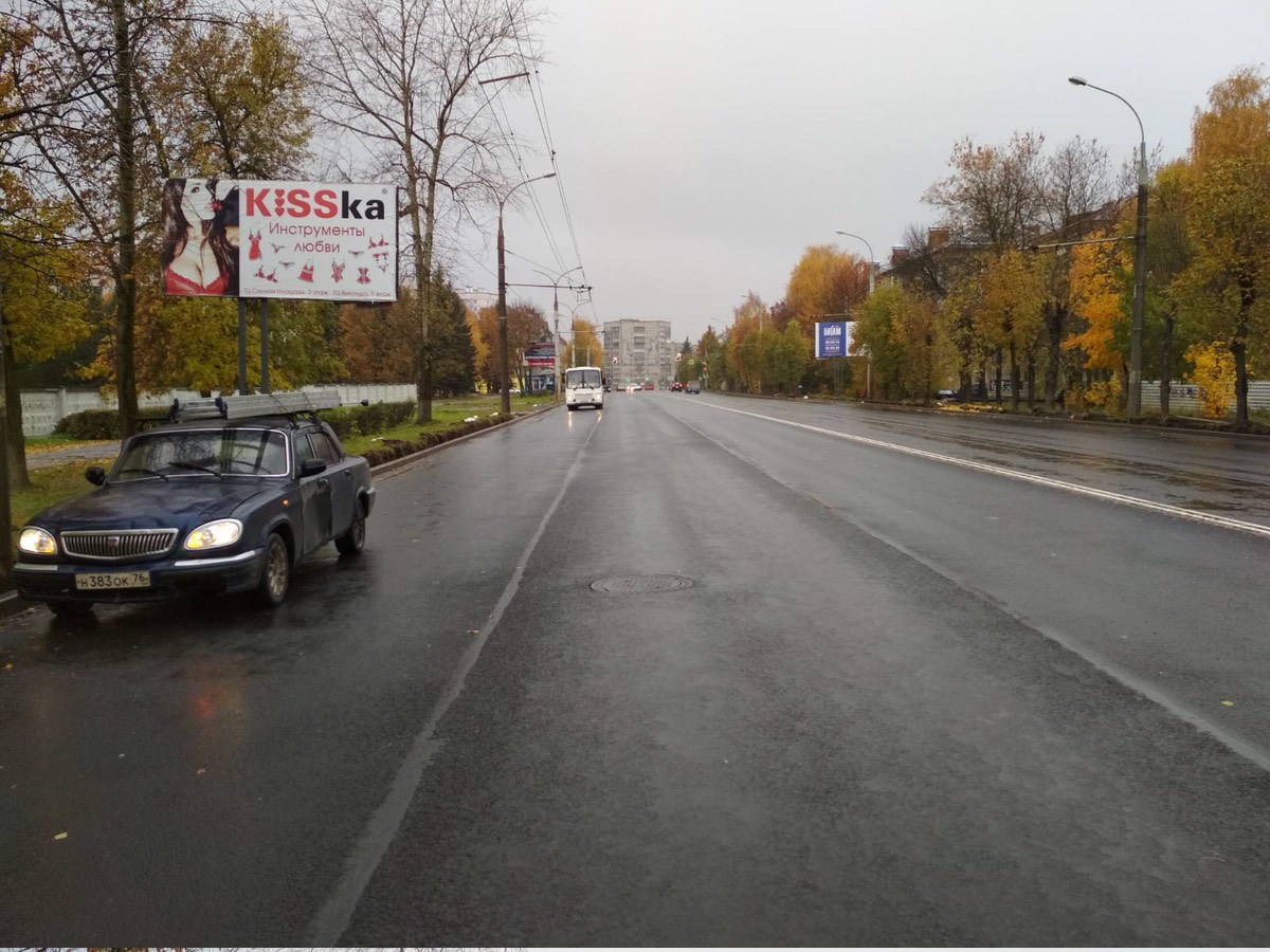 Фотография рекламного носителя, тип: Билборд 3x6, адрес: Ленина пр-т., 200м от Солнечной ул., Рыбинск, Ярославская область, Россия. Сторона Б №957015