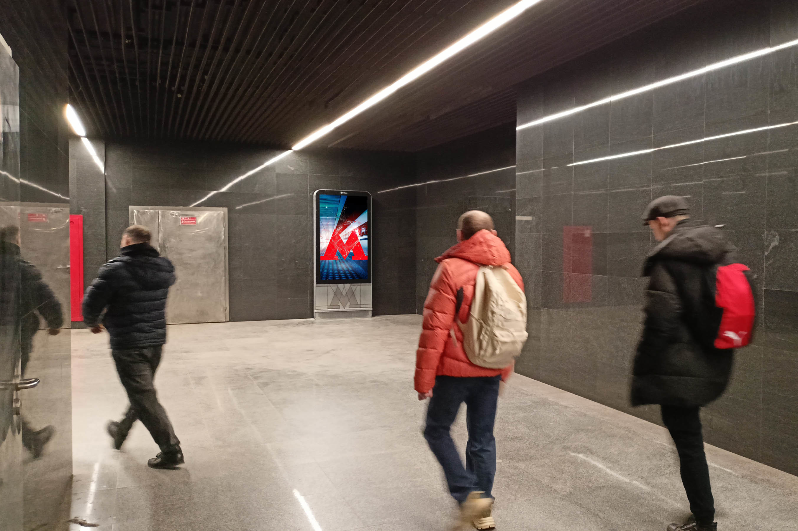 Фотография рекламного носителя, тип: Видеоэкран, адрес: Станция метро «Петровский Парк», линия Большая кольцевая, Москва, Россия. Сторона/вариант А1-А10 №1075444