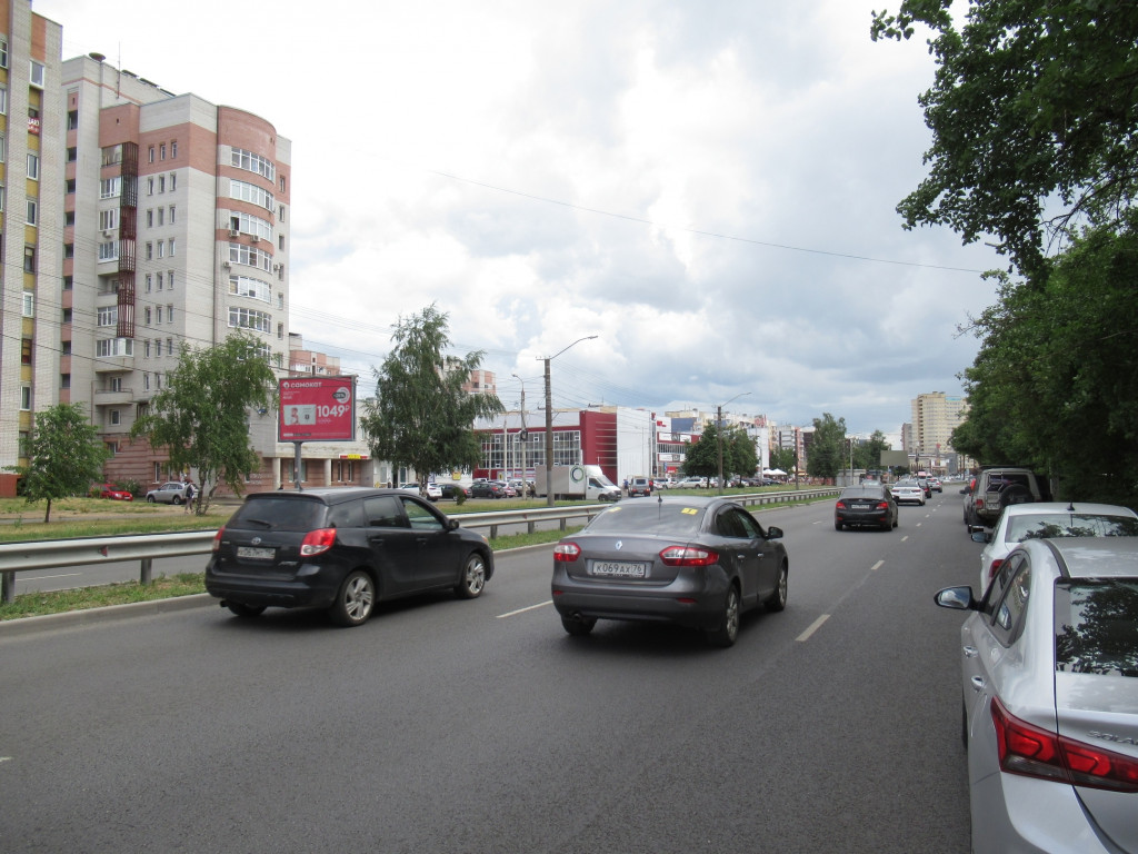 Фотография рекламного носителя, тип: Ситиборд 2.7x3.7, адрес: Машиностроителей пр-т., д.5/2, Ярославль, Ярославская область, Россия. Сторона Б №523606