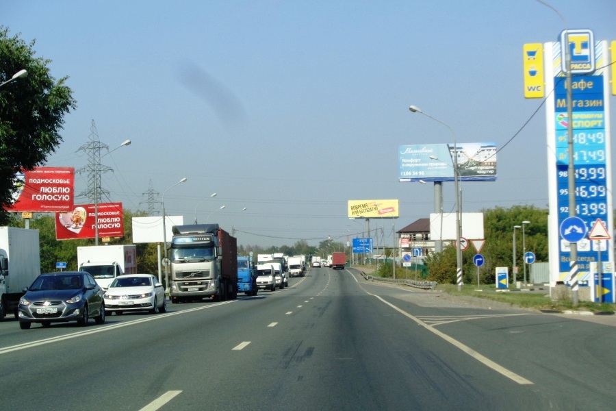 Фотография рекламного носителя, тип: Суперсайт 5x15, адрес: Новорязанское ш., 27 800м, Московская область, Россия. Сторона A №722852