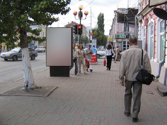 Фотография рекламного носителя, тип: Ситиформат 1.8x1.2, адрес: Московская ул. Х Вольская ул., Саратов, Саратовская область, Россия. Сторона A №418553