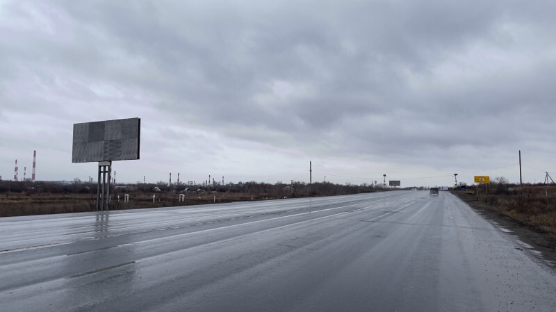 Фотография рекламного носителя, тип: Билборд 3x6, адрес: Новокуйбышевск г., Южное ш., поз.4, Самара, Самарская область, Россия. Сторона B №1085099