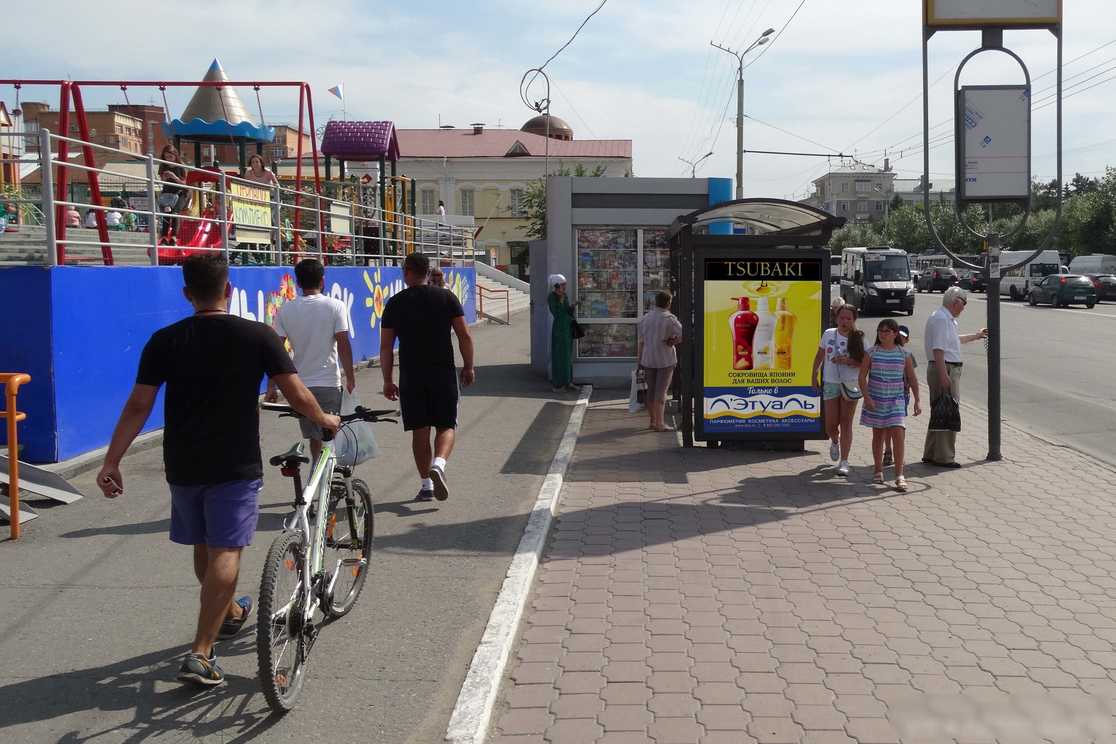 Фотография рекламного носителя, тип: Остановка 1.8x1.2, адрес: Маркса пр-т., д.7, Омск, Омская область, Россия. Сторона Б №649985