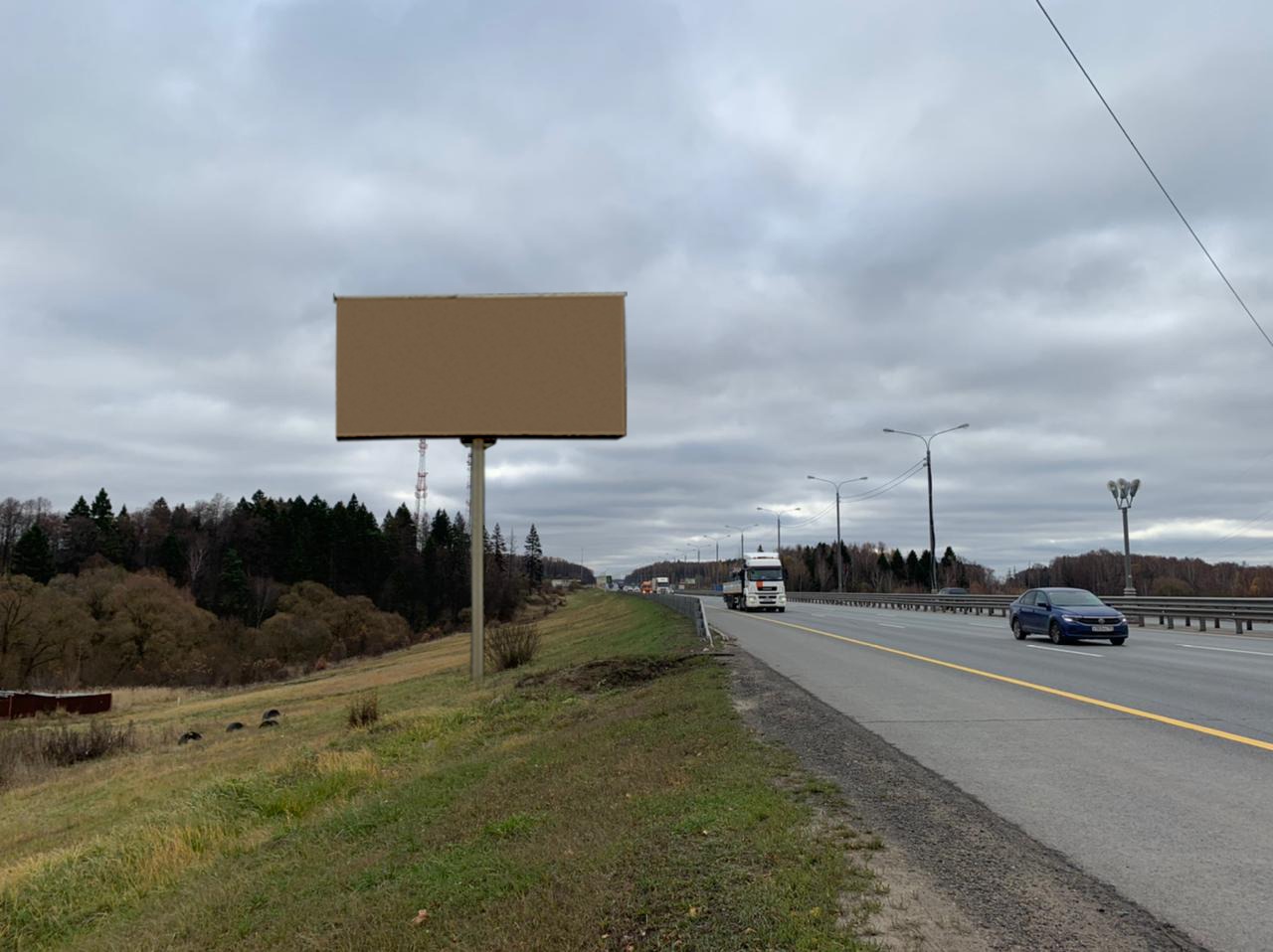 Фотография рекламного носителя, тип: Билборд 3x6, адрес: М-2 "Крым" а/д, 59 550м, лево, Чехов, Московская область, Россия. Сторона Б №1000886