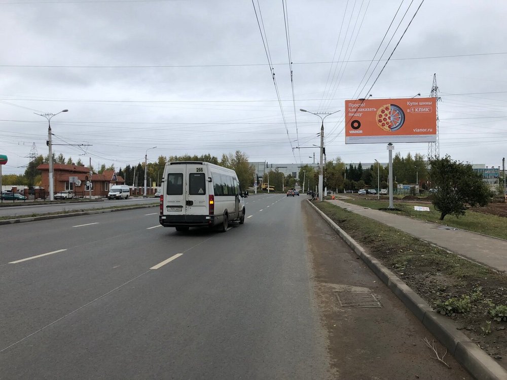 Фотография рекламного носителя, тип: Билборд 3x6, адрес: Тракторостроителей пр-т., д.95, Чебоксары, Республика Чувашия, Россия. Сторона A №740901