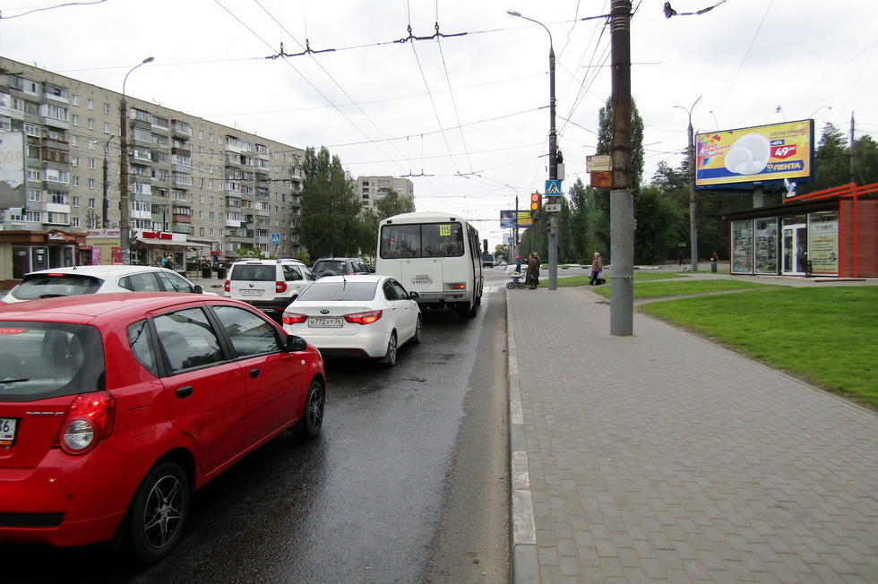 Фотография рекламного носителя, тип: Билборд 3x6, адрес: Южно-Моравская ул. Х Комарова ул., Воронеж, Воронежская область, Россия. Сторона А №489710
