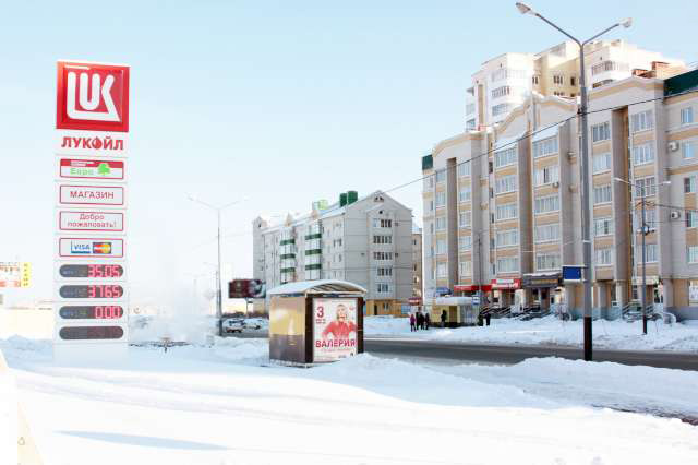 Фотография рекламного носителя, тип: Остановка 1.8x1.2, адрес: Чичерина, ост., «Северозападная», Тамбов, Тамбовская область, Россия. Сторона Б №550616