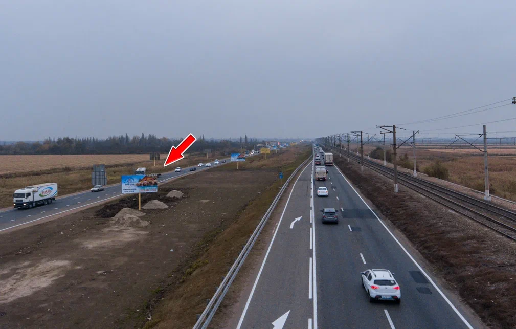 Фотография рекламного носителя, тип: Билборд 3x6, адрес: Краснодар-Новороссийск а/д, 19 786м, Краснодар, Краснодарский край, Россия. Сторона Б №477975