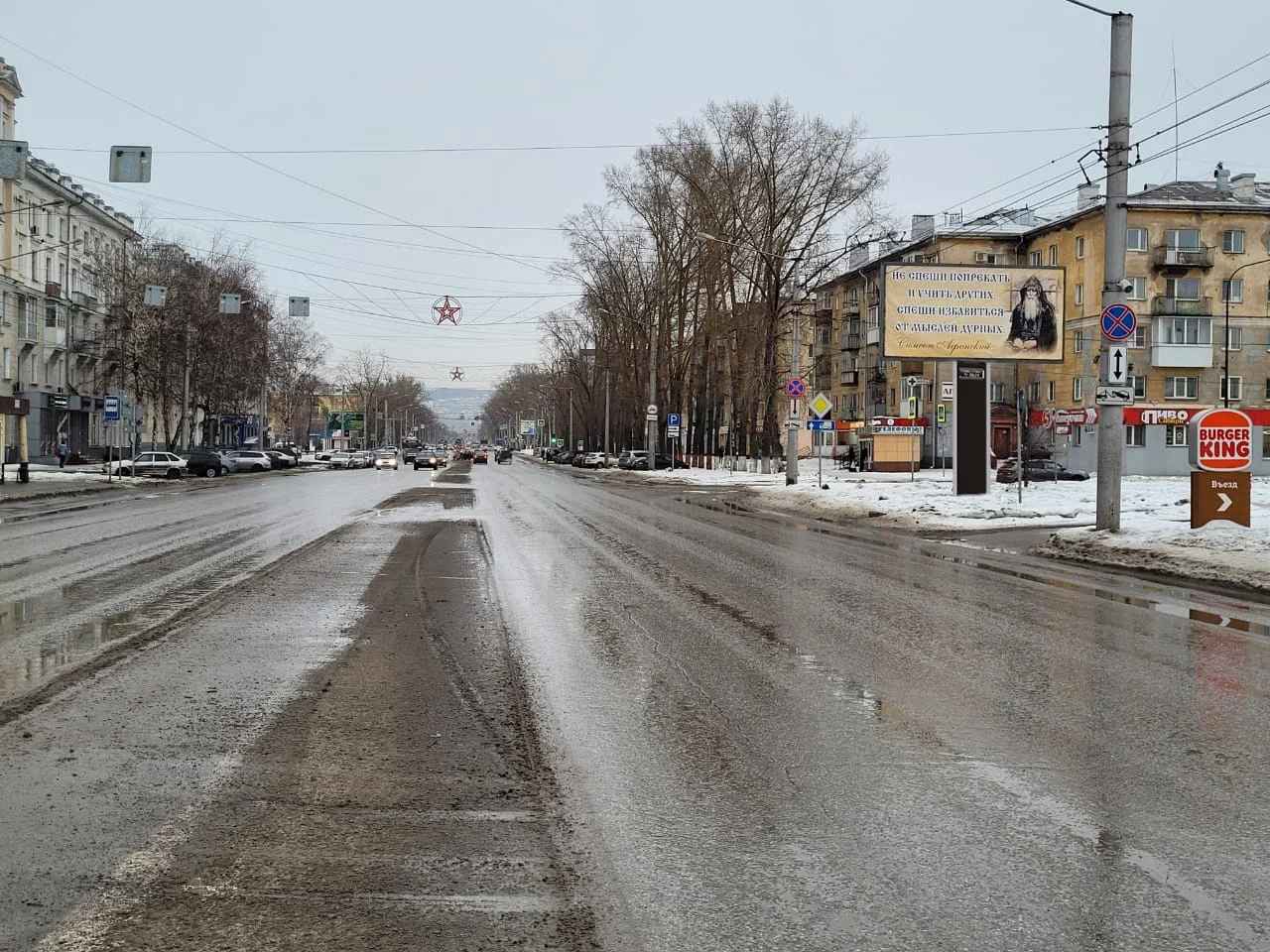 Фотография рекламного носителя, тип: Билборд 3x6, адрес: Курако пр-т., д.47б, Новокузнецк, Кемеровская область, Россия. Сторона A1-А10 №1056954
