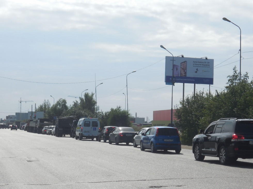 Фотография рекламного носителя, тип: Билборд 3x6, адрес: Архитекторов бульвар, д.35, Омск, Омская область, Россия. Сторона А №1009725