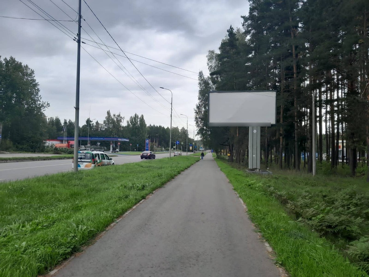 Фотография рекламного носителя, тип: Билборд 3x6, адрес: Карла Маркса пр-т., д.66, Кингисепп, Ленинградская область, Россия. Сторона А №1047183