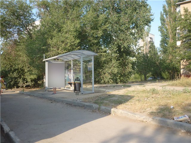Фотография рекламного носителя, тип: Остановка 1.8x1.2, адрес: Строителей пр-т., ост. Транспортная, поз.2, Саратов, Саратовская область, Россия. Сторона А №747374