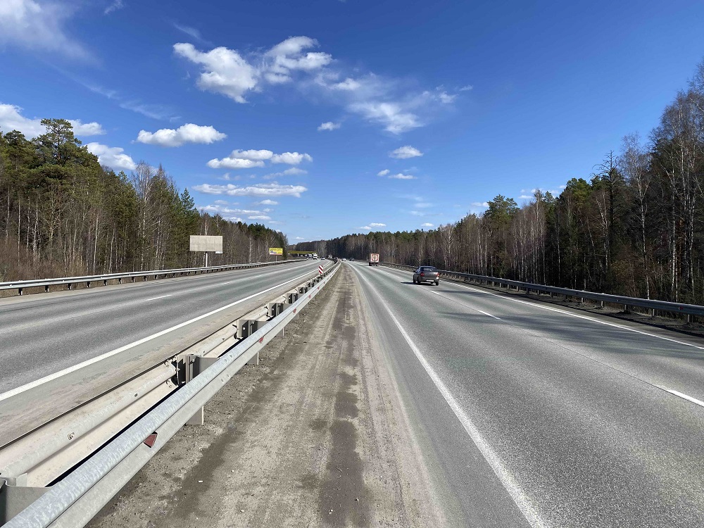 Фотография рекламного носителя, тип: Билборд 3x6, адрес: Пермский тракт, 32 440м, Екатеринбург, Свердловская область, Россия. Сторона Б №819462