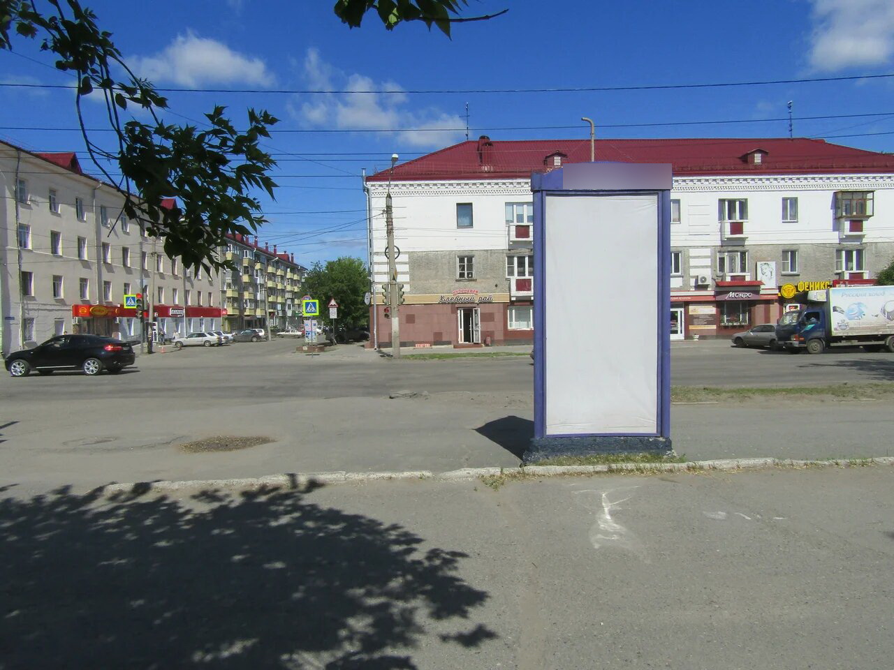 Фотография рекламного носителя, тип: Пиллар 3x1.4, адрес: К.Мяготина ул., д.100 Х Кирова ул., Курган, Курганская область, Россия. Сторона А2 №871490