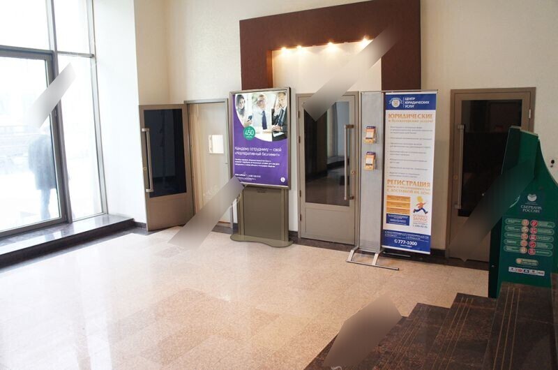 Фотография рекламного носителя, тип: Видеоэкран, адрес: Бизнес-центр «Полюстровский 32», Полюстровский пр-т., д.32, Санкт-Петербург, Россия. Сторона/вариант №657135