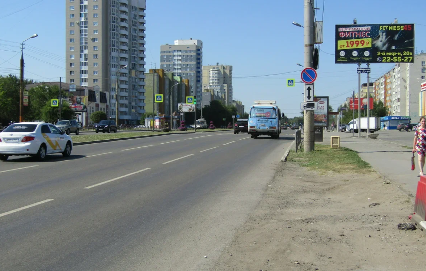 Фотография рекламного носителя, тип: Билборд 3x6, адрес: Голикова пр-т., 2 мкр., д.17, Курган, Курганская область, Россия. Сторона А №478276