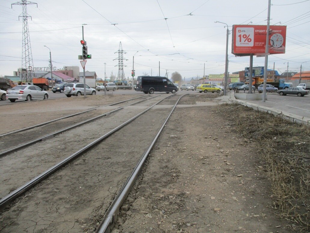 Фотография рекламного носителя, тип: Билборд 3x6, адрес: Ботаническая ул. Х Автомобилистов пр-т., Улан-Удэ, Республика Бурятия, Россия. Сторона А №697244
